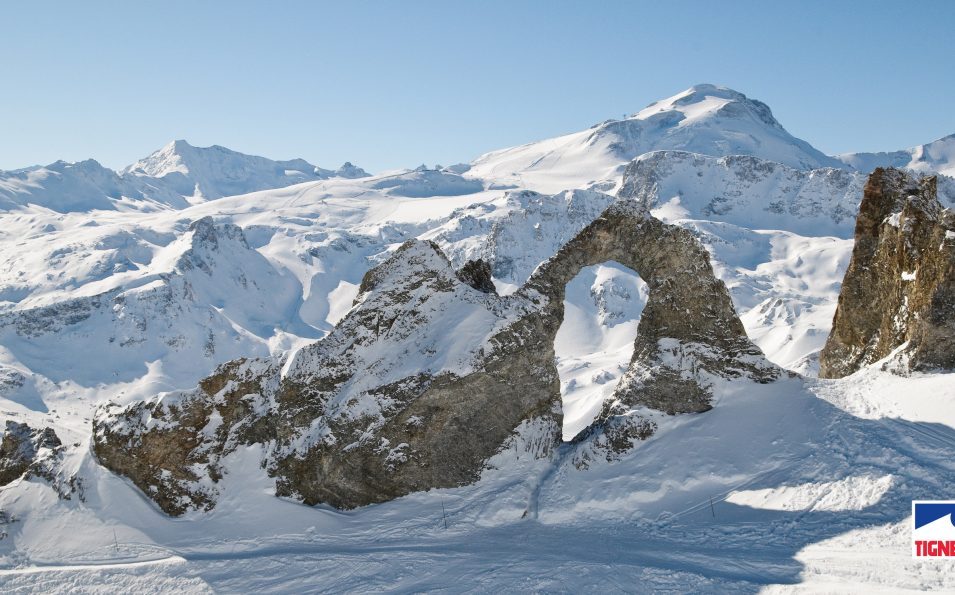 http://www.toursaltitude.com/wp-content/uploads/2022/04/FOND_ECRAN_TIGNES_DESKTOP-955x595.jpg